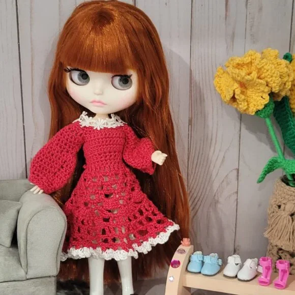 Beautiful 30cm Blythe Doll – Red Hair – Handmade Crochet Outfit - Picture 5 of 10